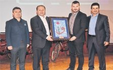 Tarihe sahip çıkan öğrencilere ödül